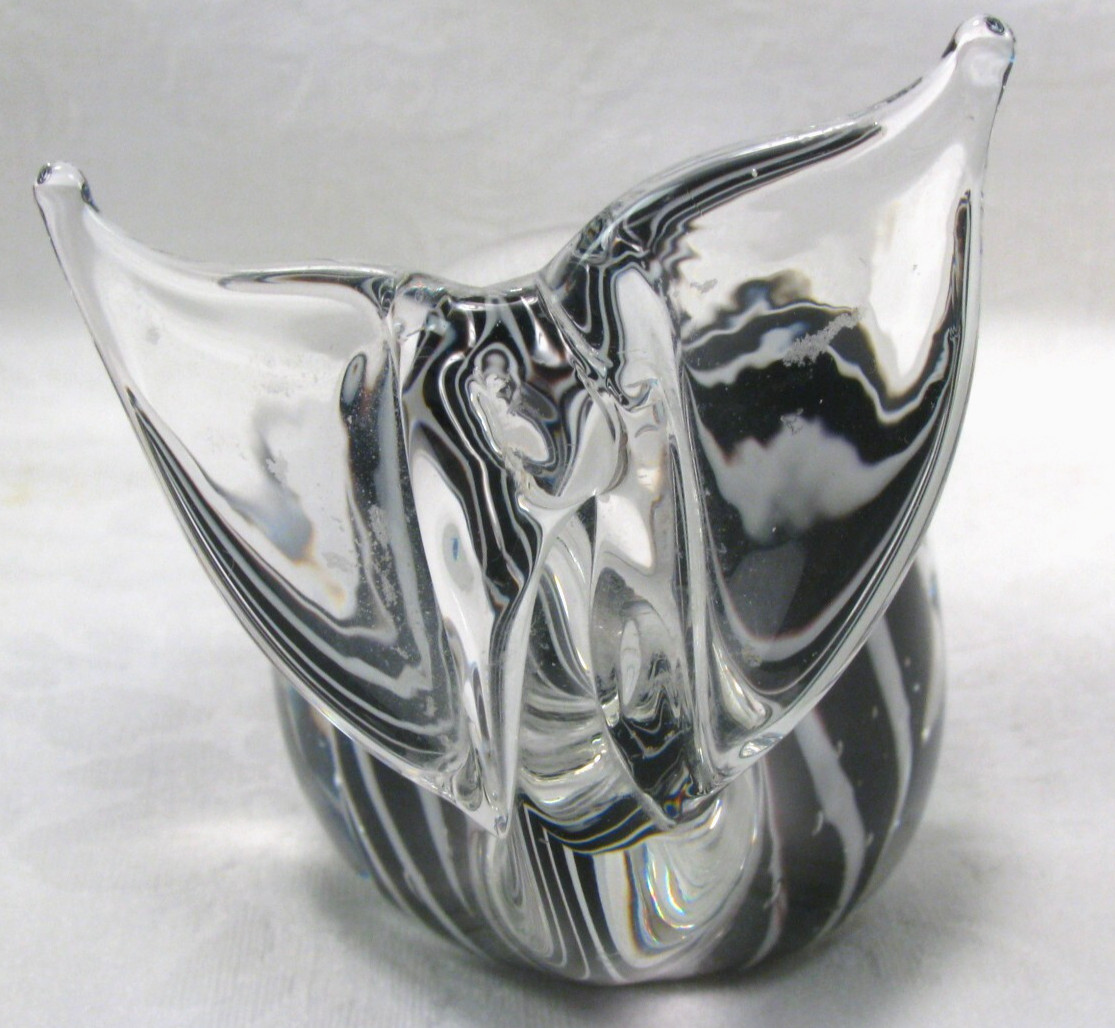 Hand Blown Art Glass Whale Figurine Clear Black White Decorative Paperweight 4″