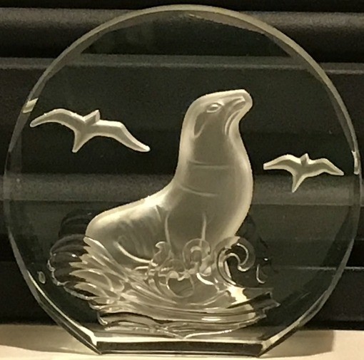 LAST ONE Danbury Mint Wildlife Crystal Paperweight ARCTIC SEAL FREE SHIP