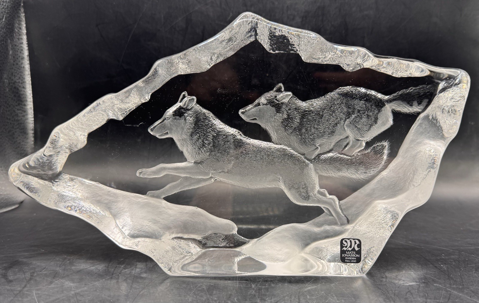Mats Jonasson Wolves Crystal Sculpture Sweden Signed Full Lead 3D Art Etched