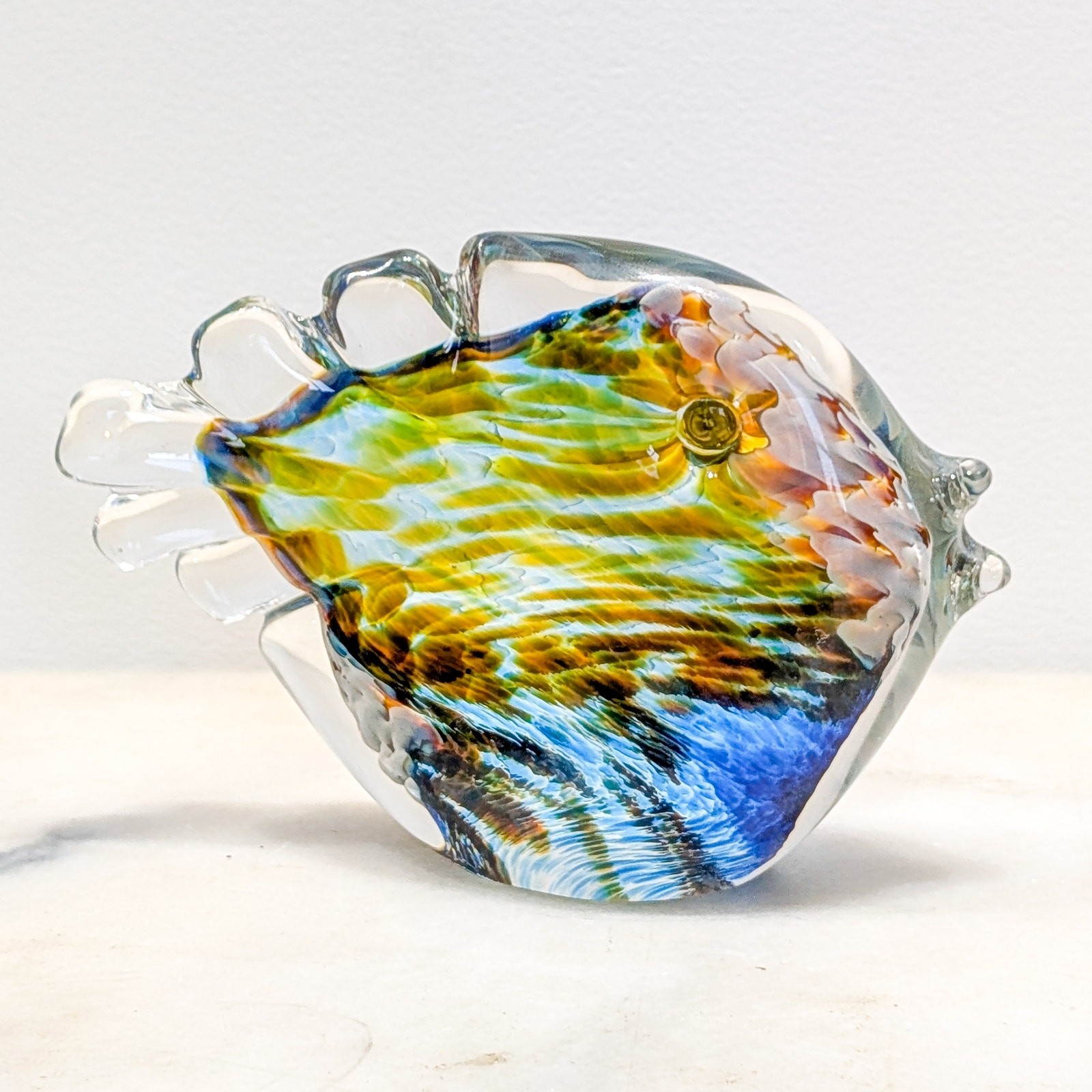 Hot Island Glass fish paperweight sculpture 1999 blue red green yellow