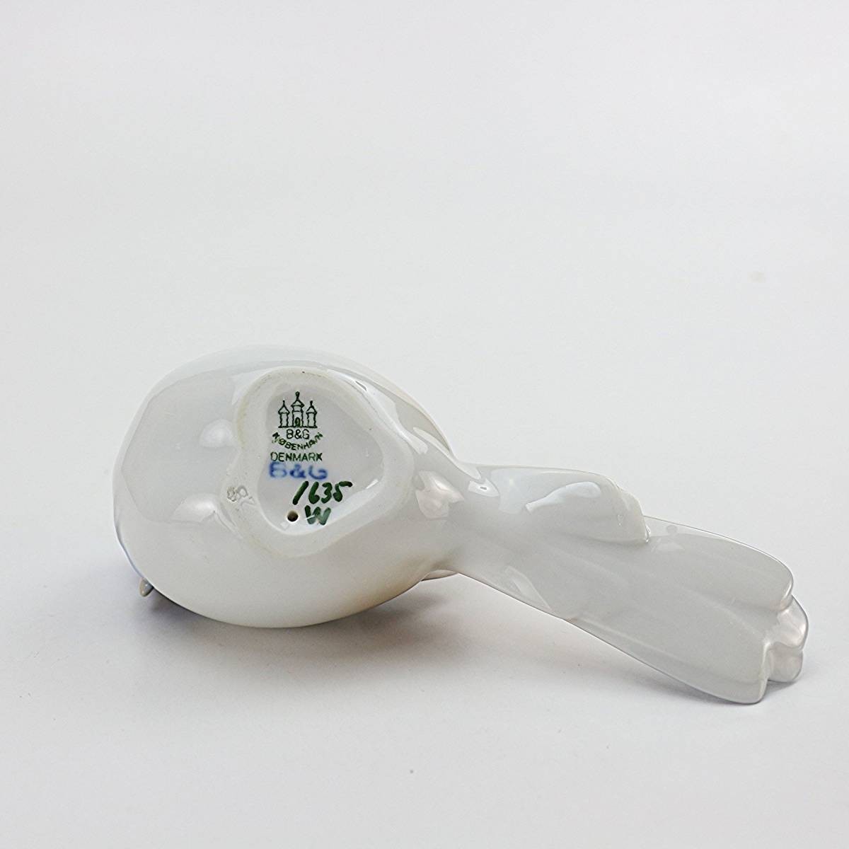 Royal Copenhagen Pessimisto Great tit with tail down figurine 1962-1970