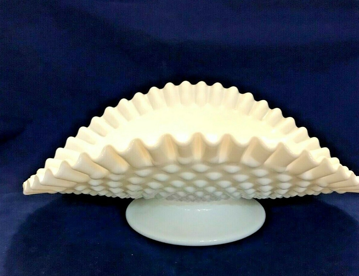 Fenton white milk glass hobnail 12″ banana boat 1970’s