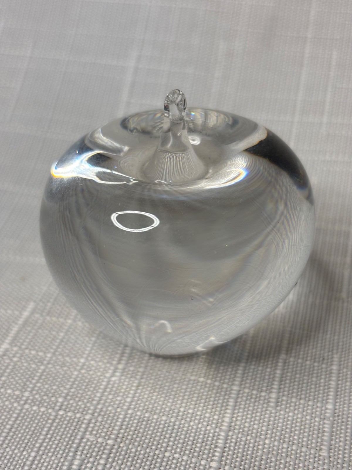 Apple Clear Crystal Glass Decorative Paperweight Figurine 2.25″ Made in Brazil