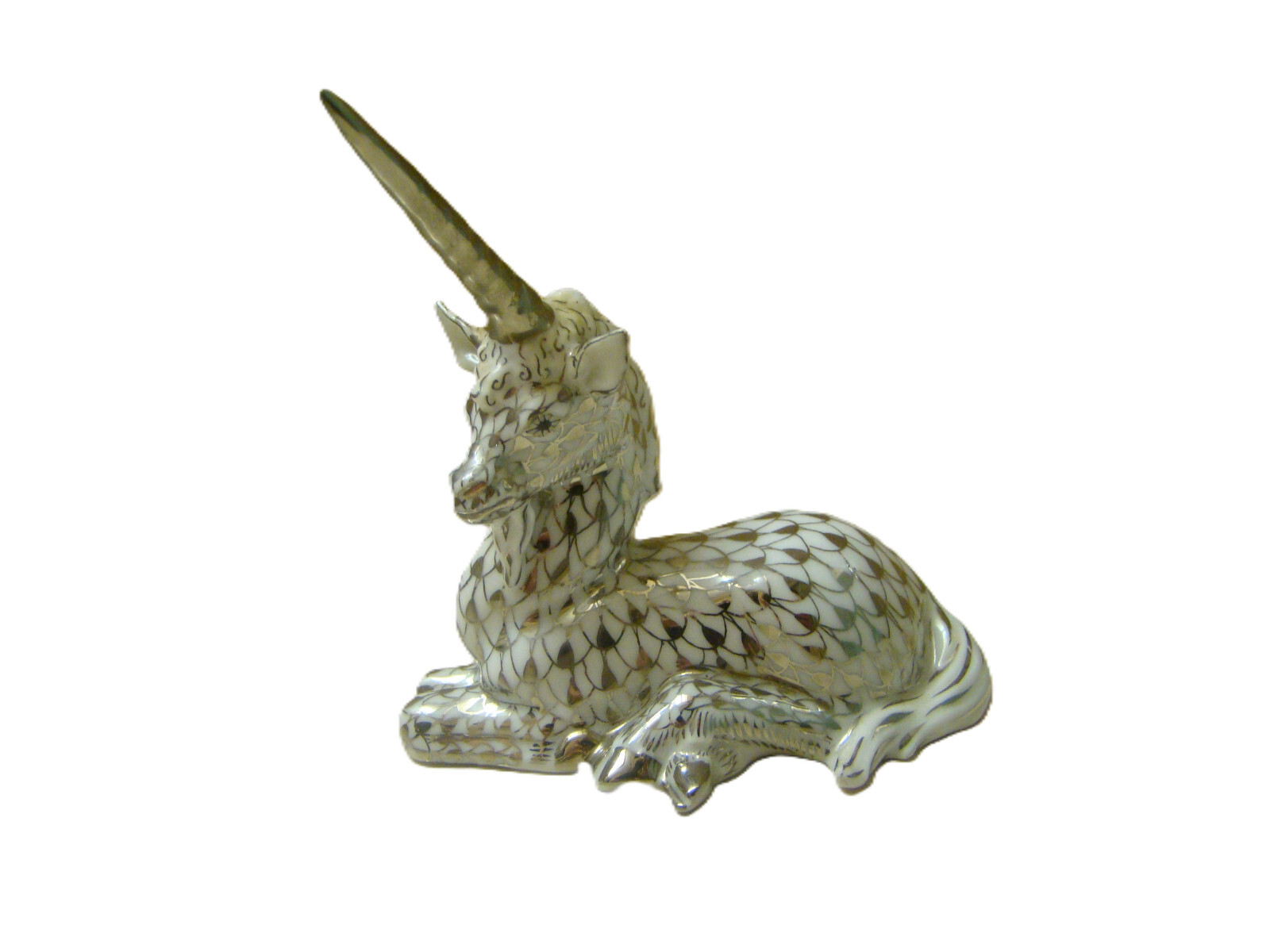 🌺 HEREND PLATINUM Unicorn Fishnet Design Sitting Unicorn Figurine, #15353 HTF