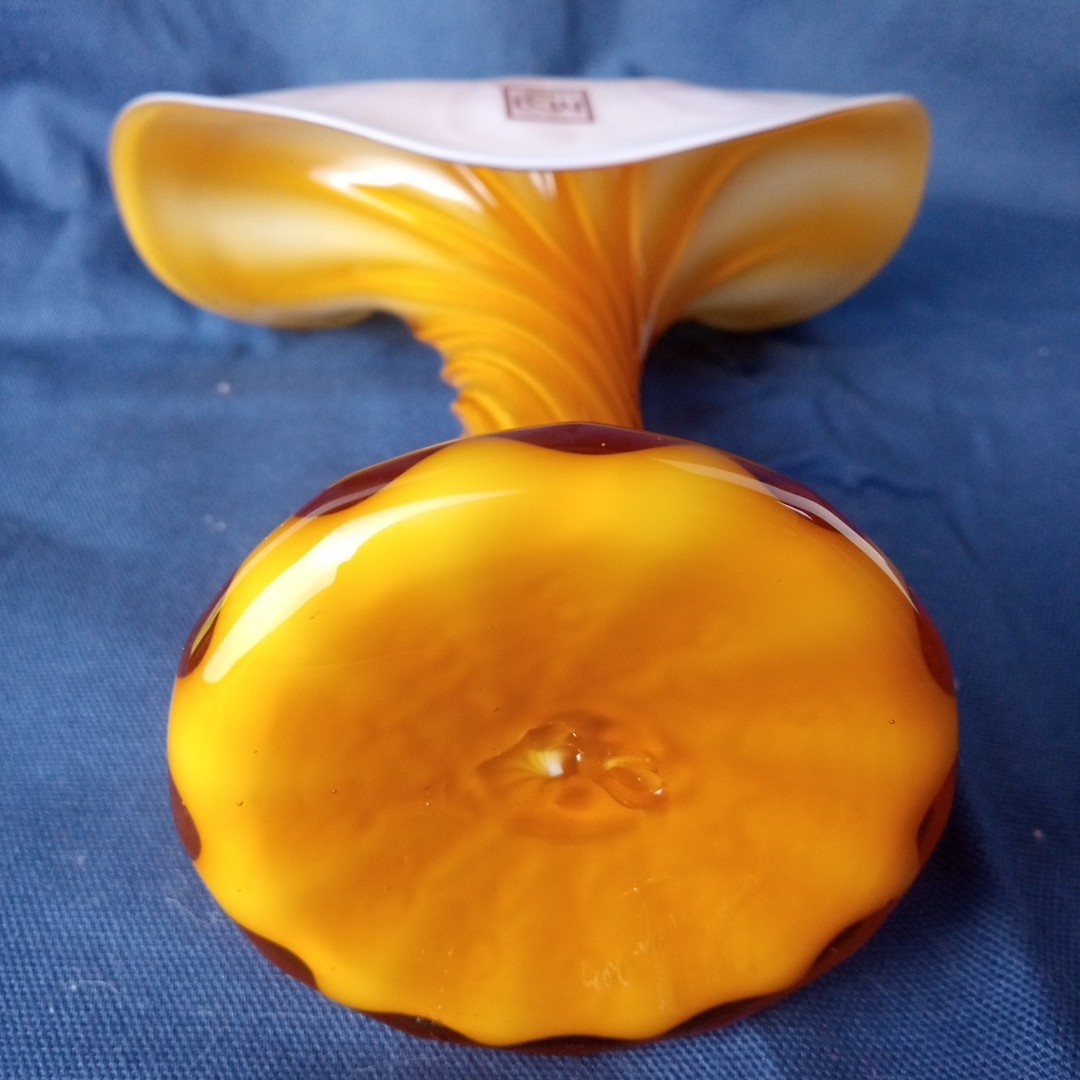 Vtg Liberty Craftworks Art Glass Jack in the Pulpit Vase 10″ Opalescent JIP