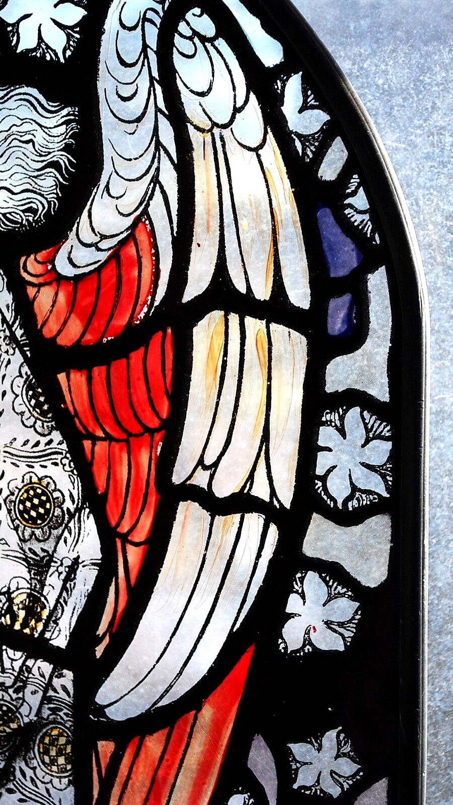 HUGE Stained Glass Suncatcher PRAYING ANGEL William Morris Repro w Chain 13.75″