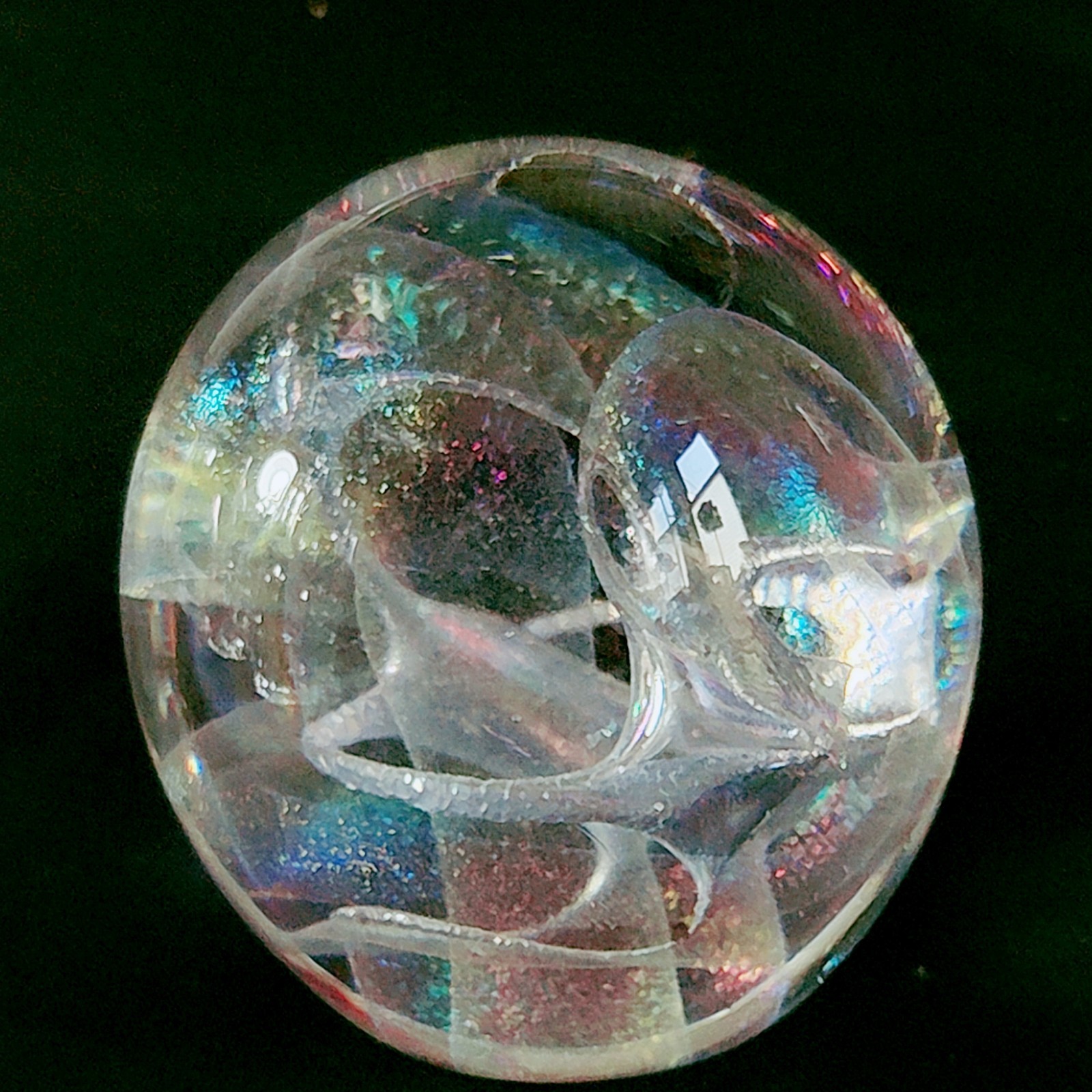 ROBERT W. STEPHAN PAPERWEIGHT, Art Glass, Iridecent, 3 1/2″, 1993