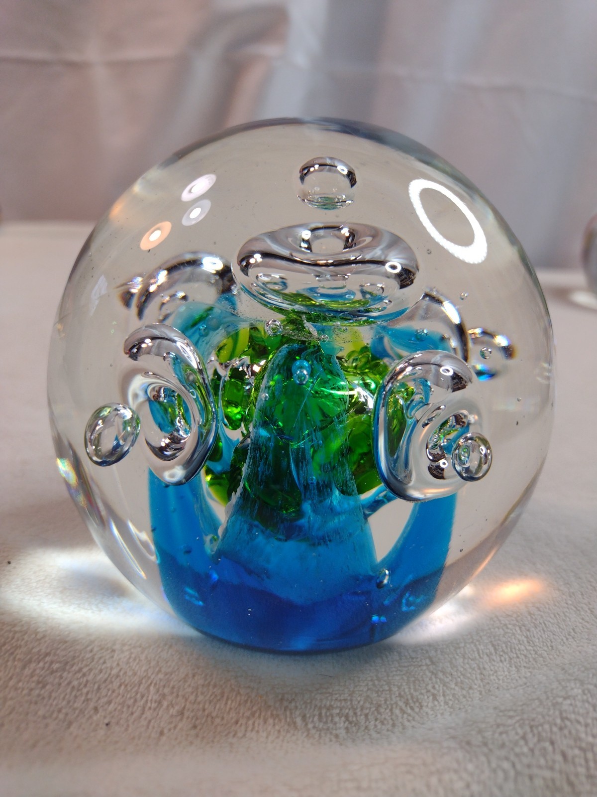 Art Glass Paperweight Controlled Bubbles Blue and Green Round 4″ 2Lb, 7oz.