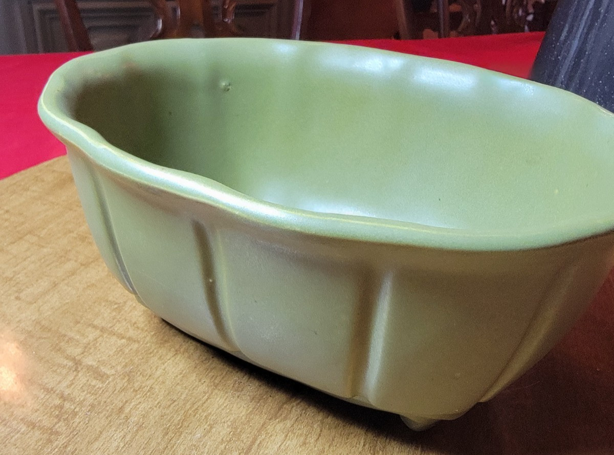 Vintage Small Oval PLANTER Ribbed Mint Light Green 7.5×3.5 GB35