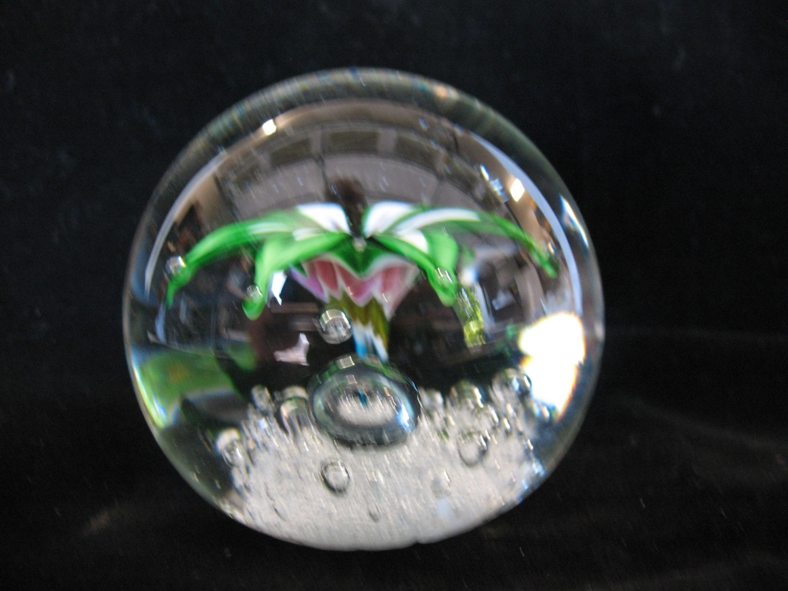 Vintage MURANO Art Glass Paperweight Green Flower Controlled Bubble ITALY