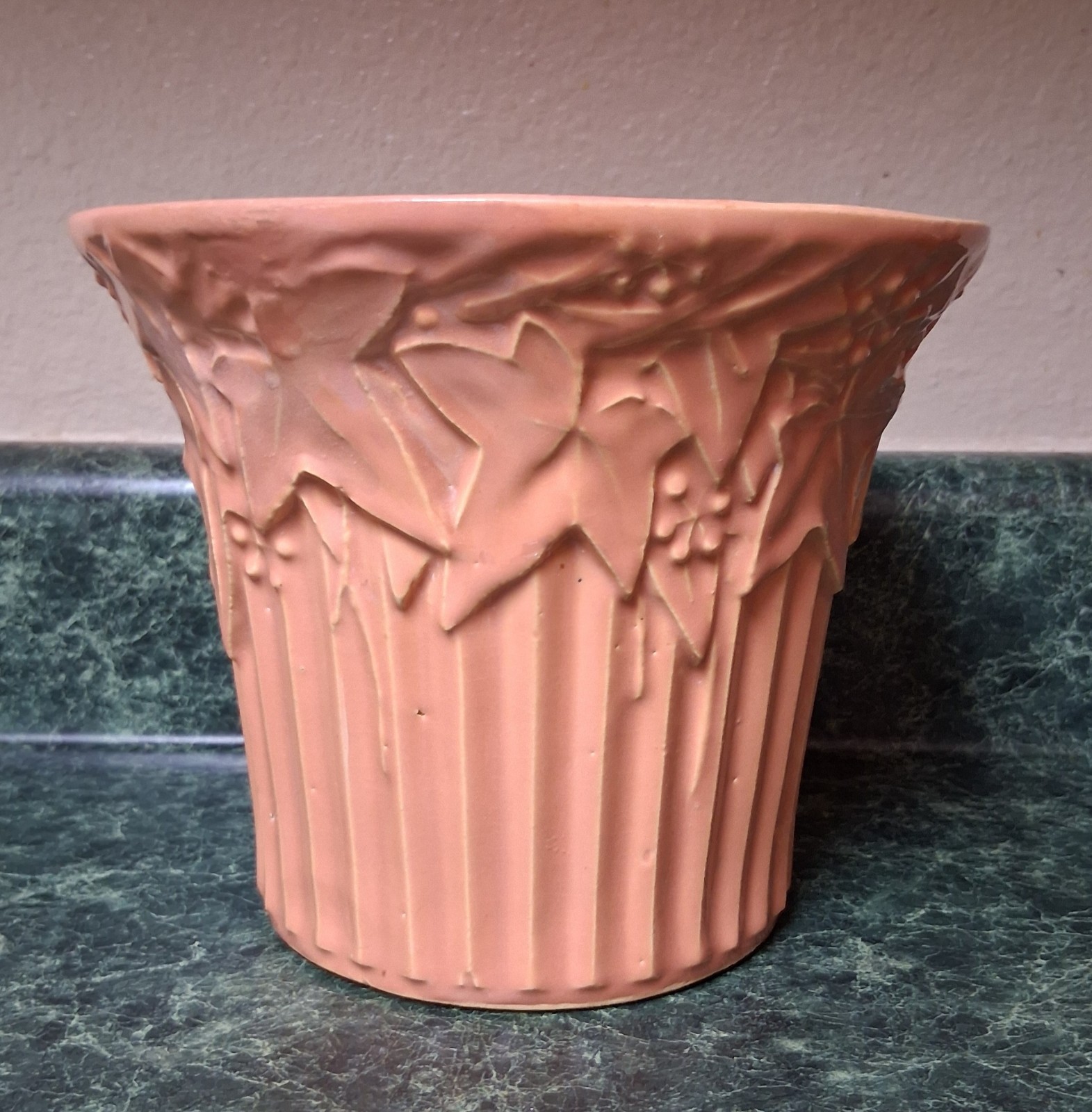 Vintage McCoy Pottery Peach Ivy Berries Large Flower Pot 7 3/4″ Diam