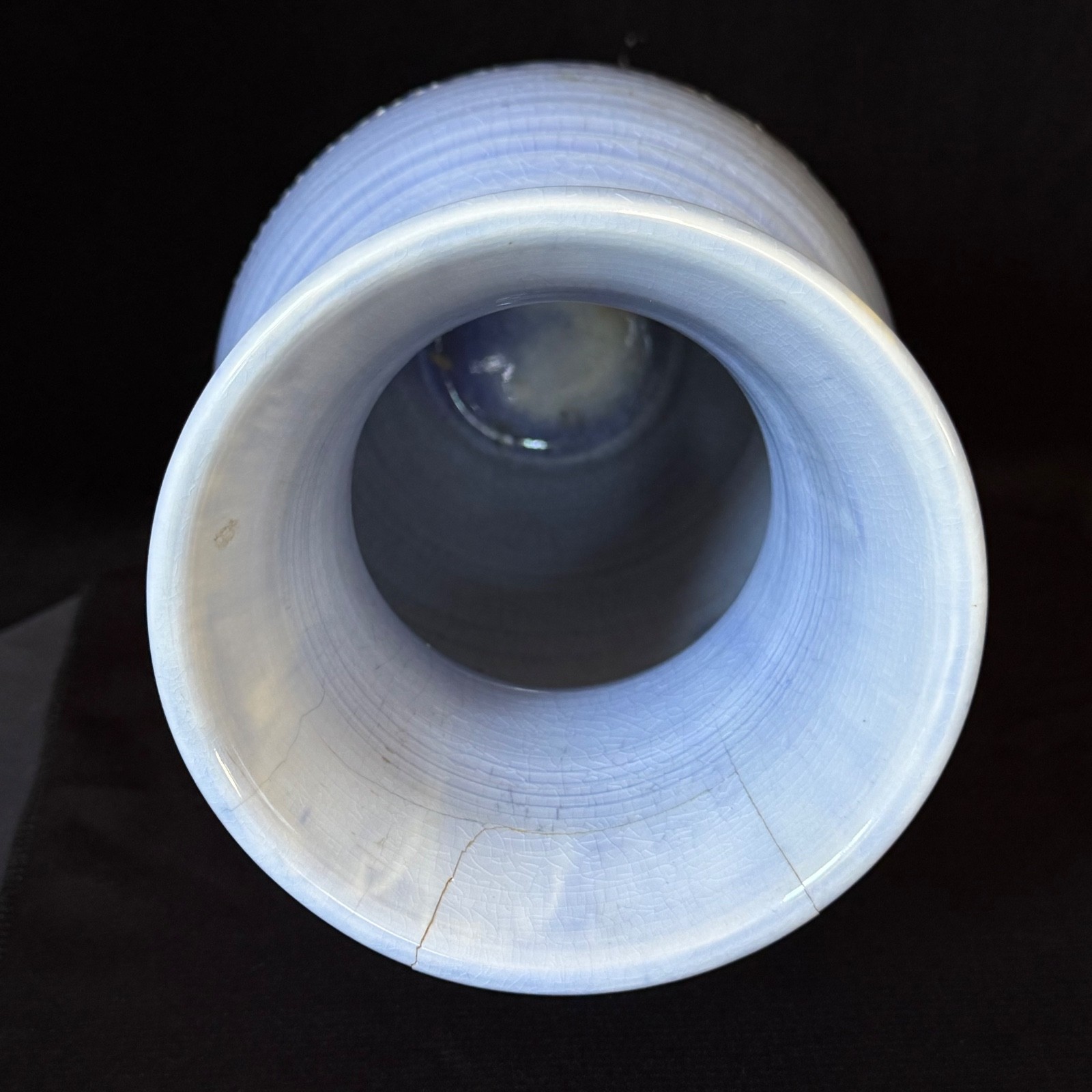 MOORCROFT NATURAL LUSTRE LIGHT BLUE RIBBED VASE ART POTTERY 10.5 In c1930 As Is
