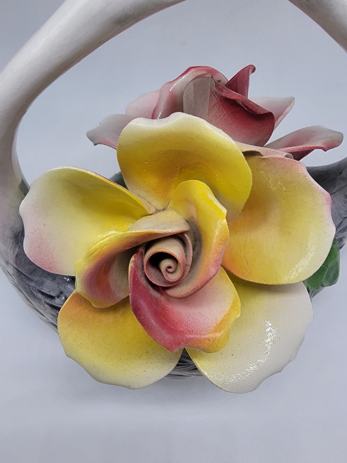 Capodimonte Double Swan with Pink and Yellow Roses from Italy minor imperfection