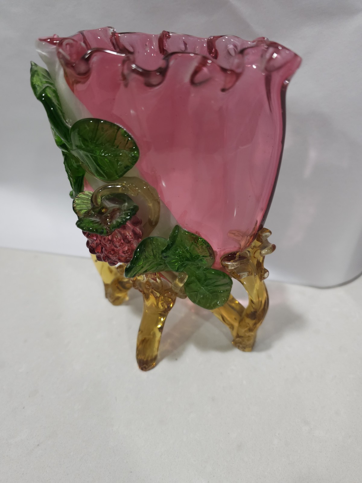 Vintage STEVENS & WILLIAMS Ruffled Cased Art Glass BOWL VASE Amber Applied Feet