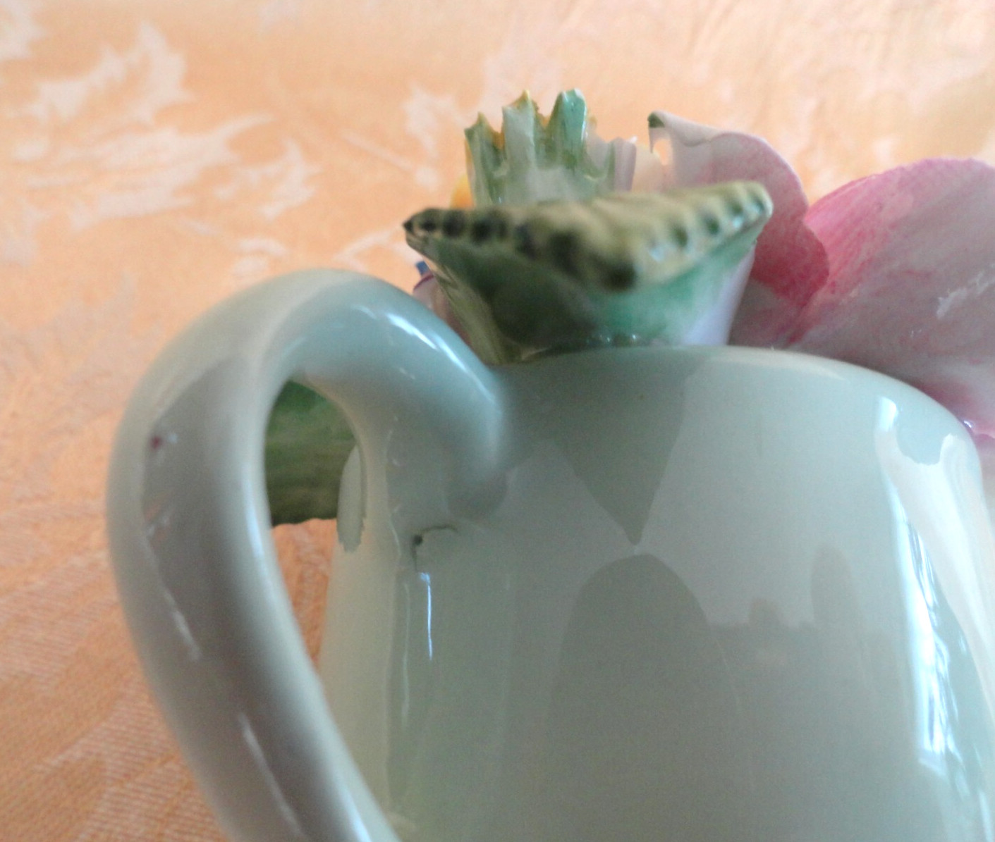 Pair of Radnor Fine Bone China England Flowers Pot and Cup Shape Baskets