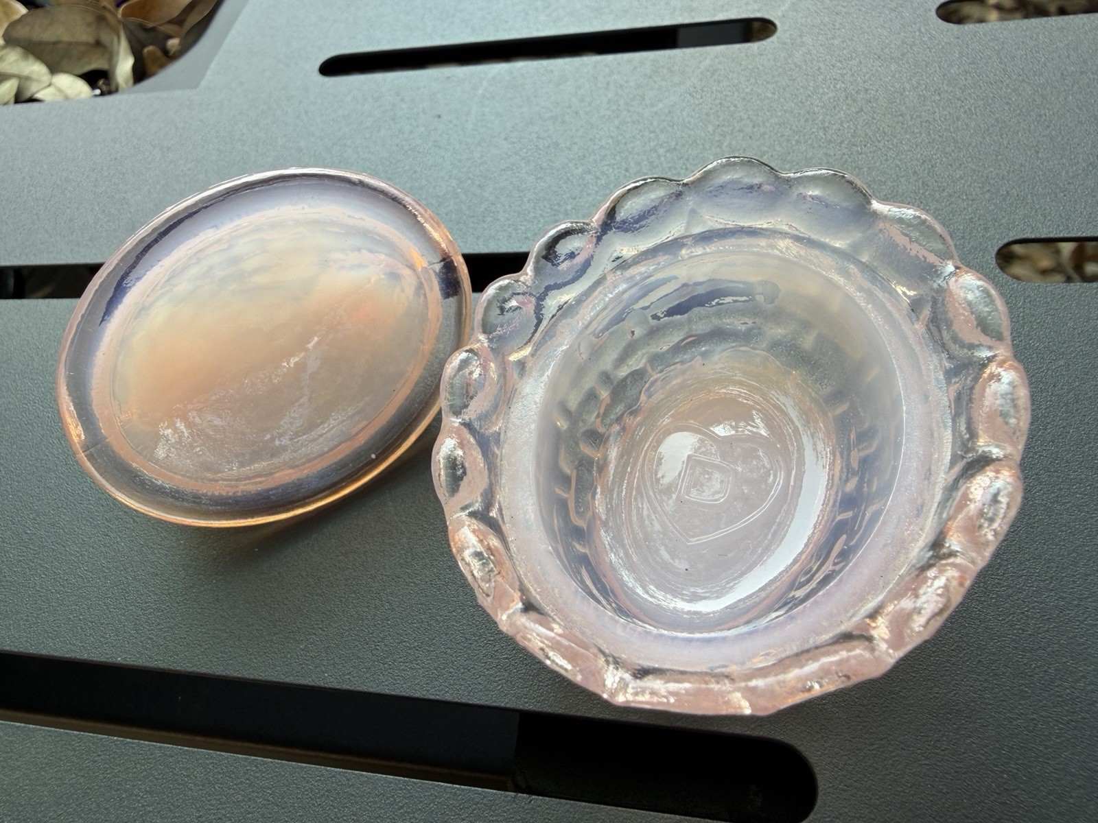 Vintage Degenhart Pink Opalescent Mini Hen On Nest
