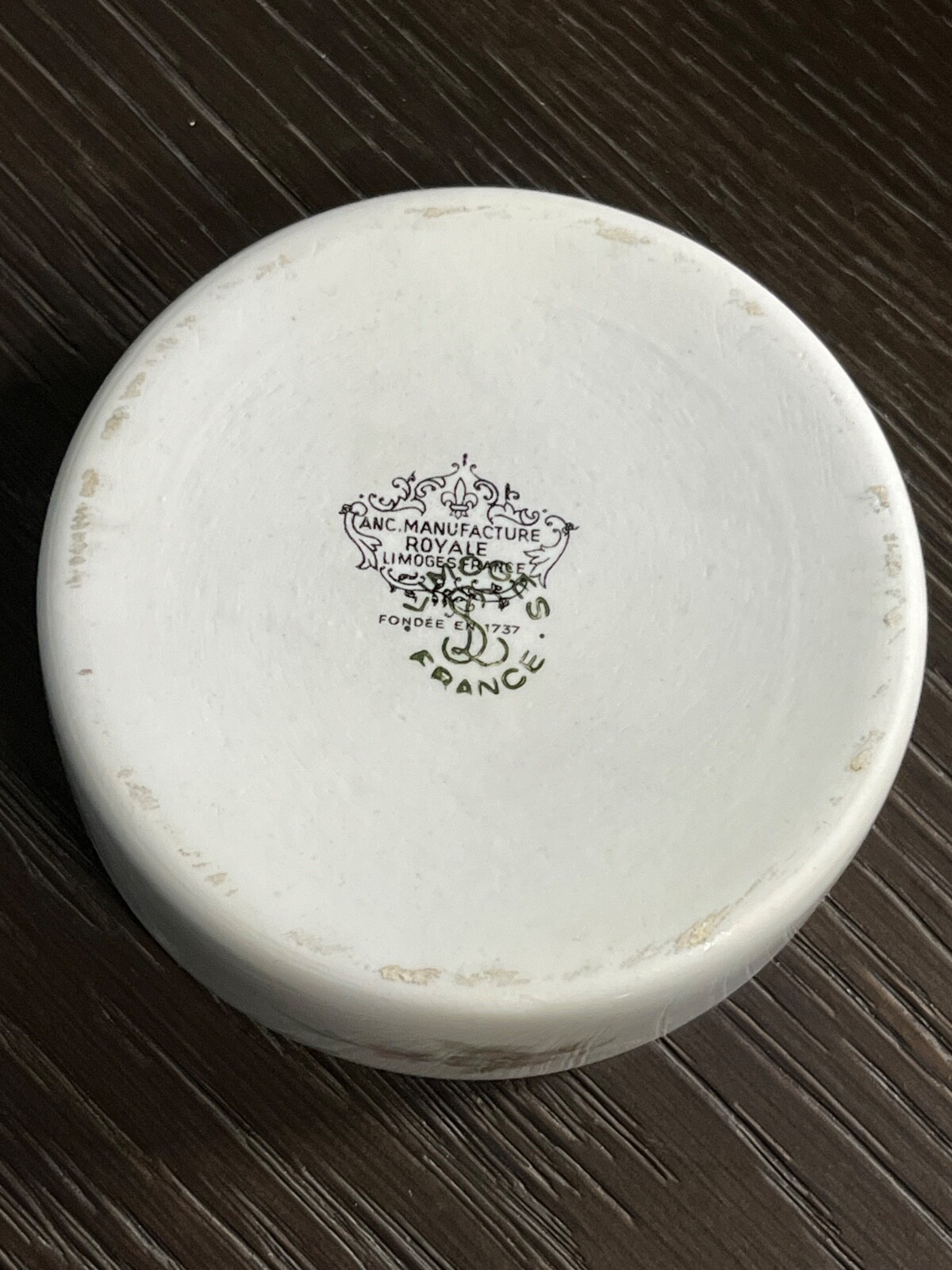 Limoges France Small Porcelain container with lid/cap
