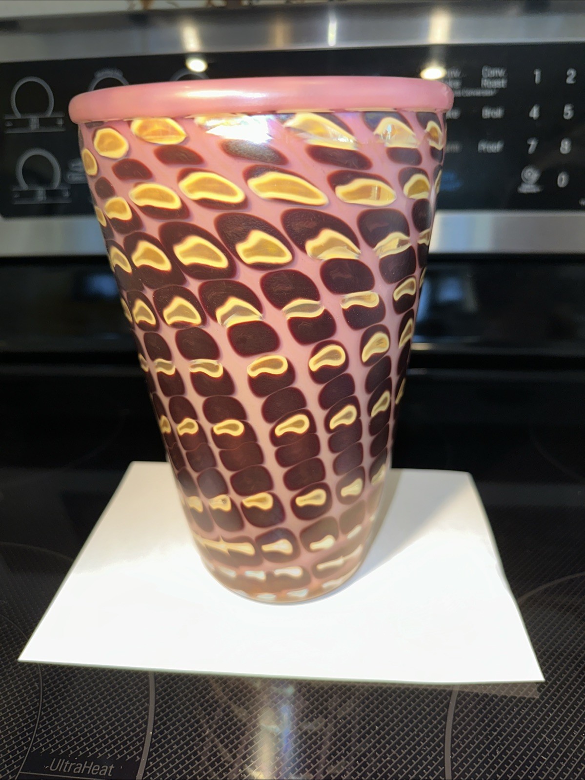 Rare 8.5” SEA SHELL SERIES ~ Hawaii ~￼Art Glass VASE Steven Correia MINT Cond.