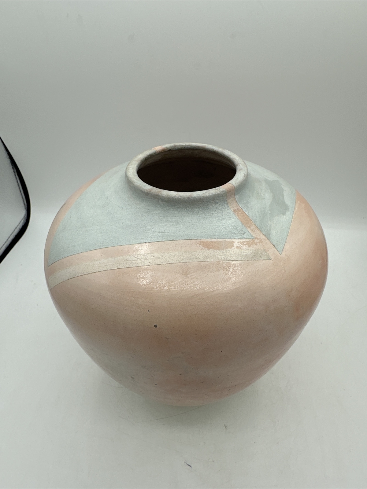 Vintage Bettye Barclay Vase Pot Pottery Large Pink White Blue 8” Handmade Signed