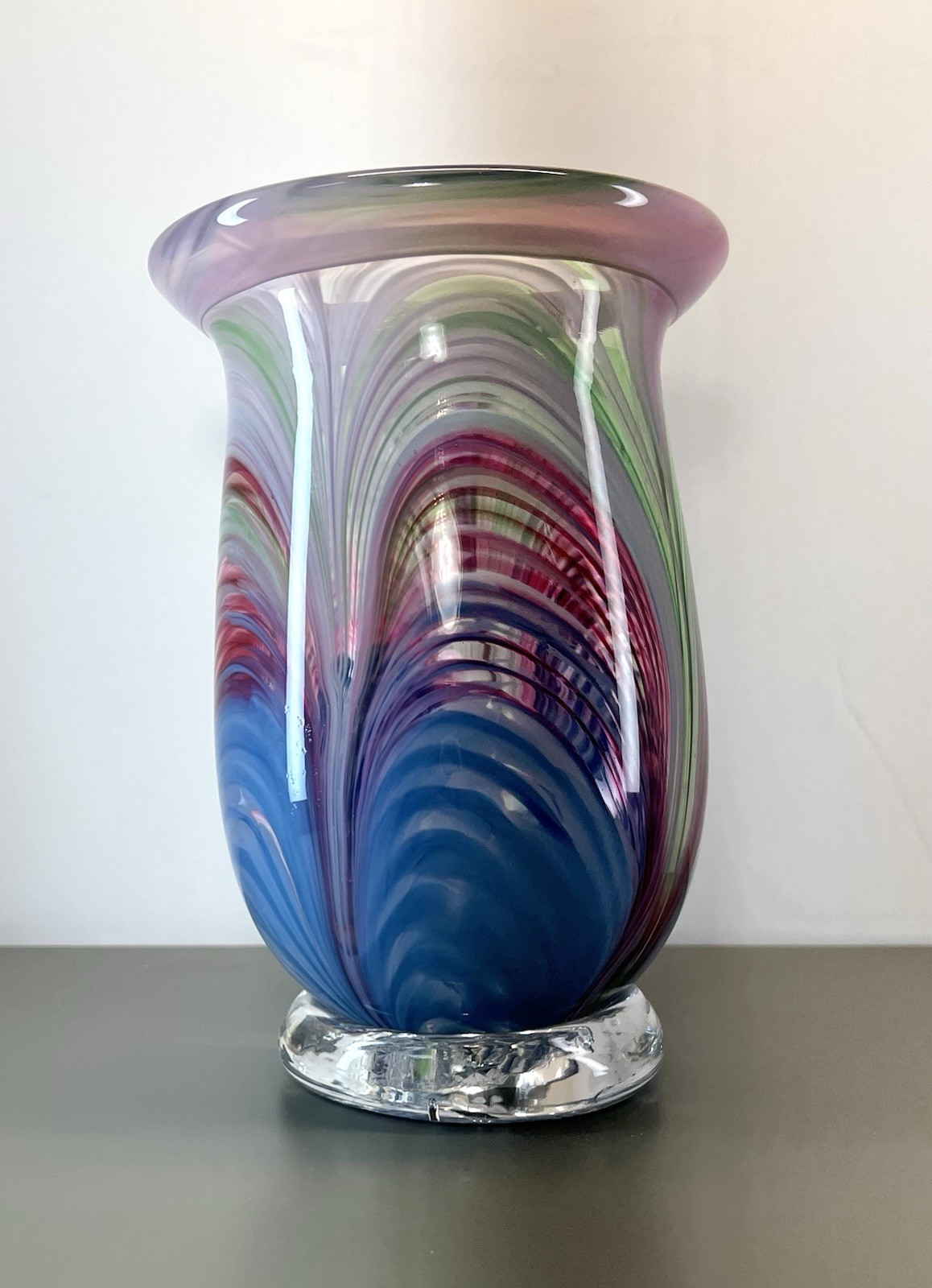 Tacoma Glassblowing Studio Art Glass Vase 7.25” Multicolor Pulled Feather