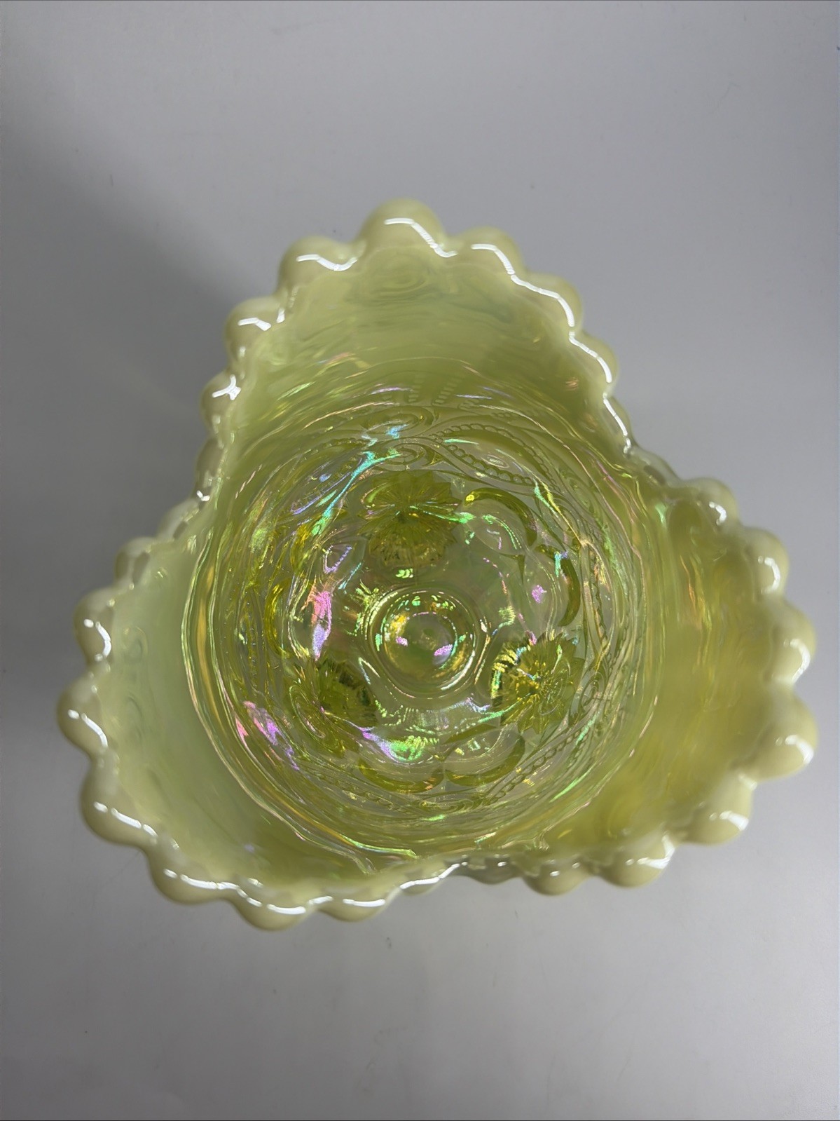 Mosser Eye Winker Spooner Vase 6″ Vaseline Opalescent Iridescent LE 42/200 2005