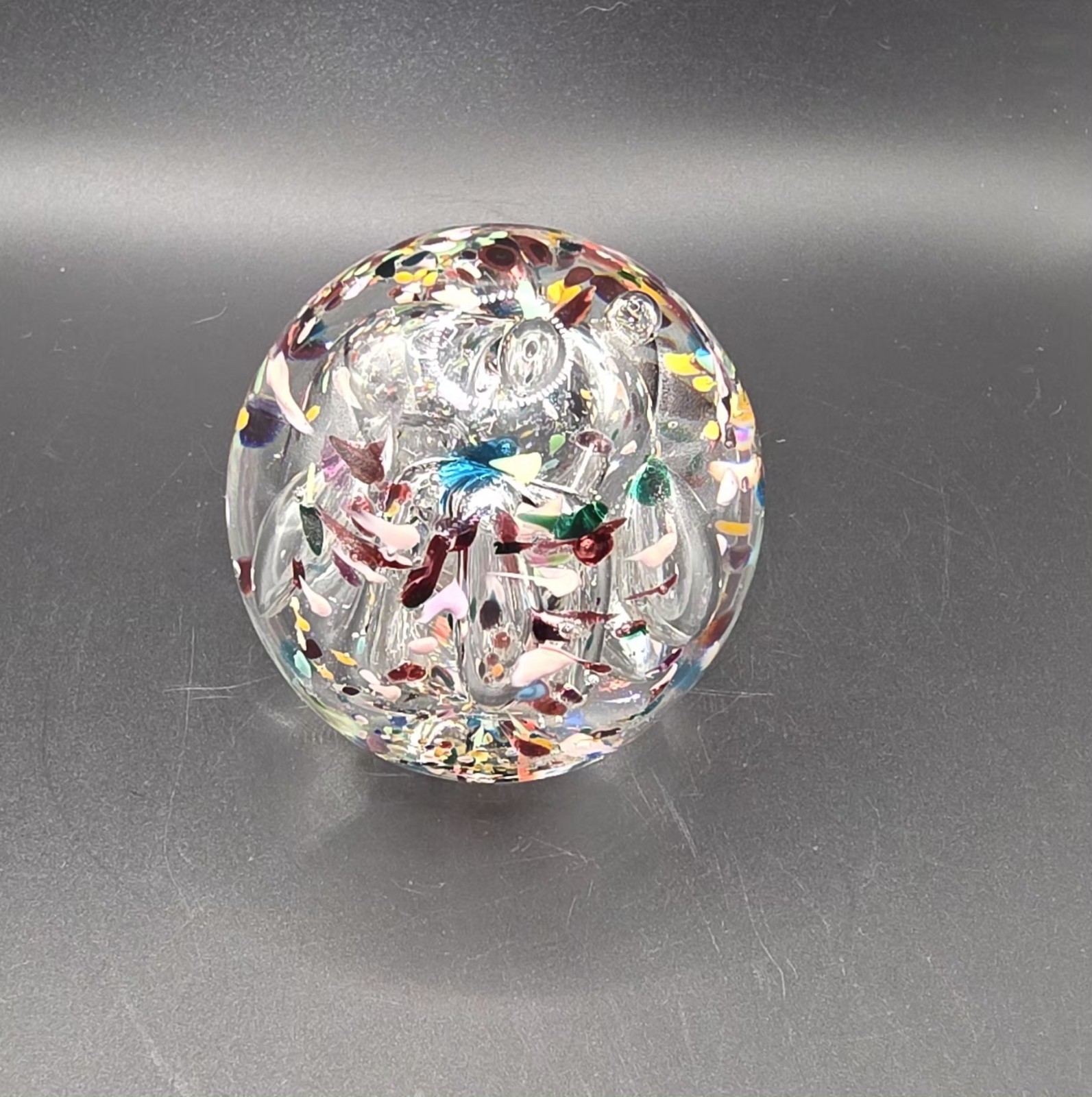 UNIQUE ARTIST SIGNED KARG ABSTRACT STUDIO ART GLASS PAPERWEIGHT Colorful Beauty