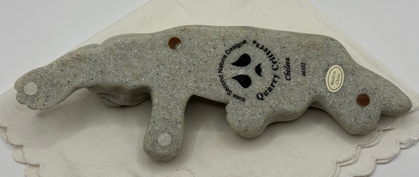 Beautiful & Sassy Quarry Critter (2000) Chelsea 46352 2nd Nature Designs