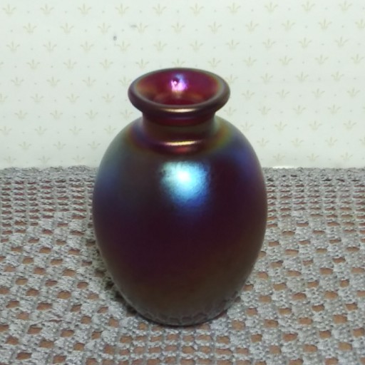 Iridescent Art Glass 5.5″ Vase Oil Slick Rainbow Hand Blown Studio Glass Signed