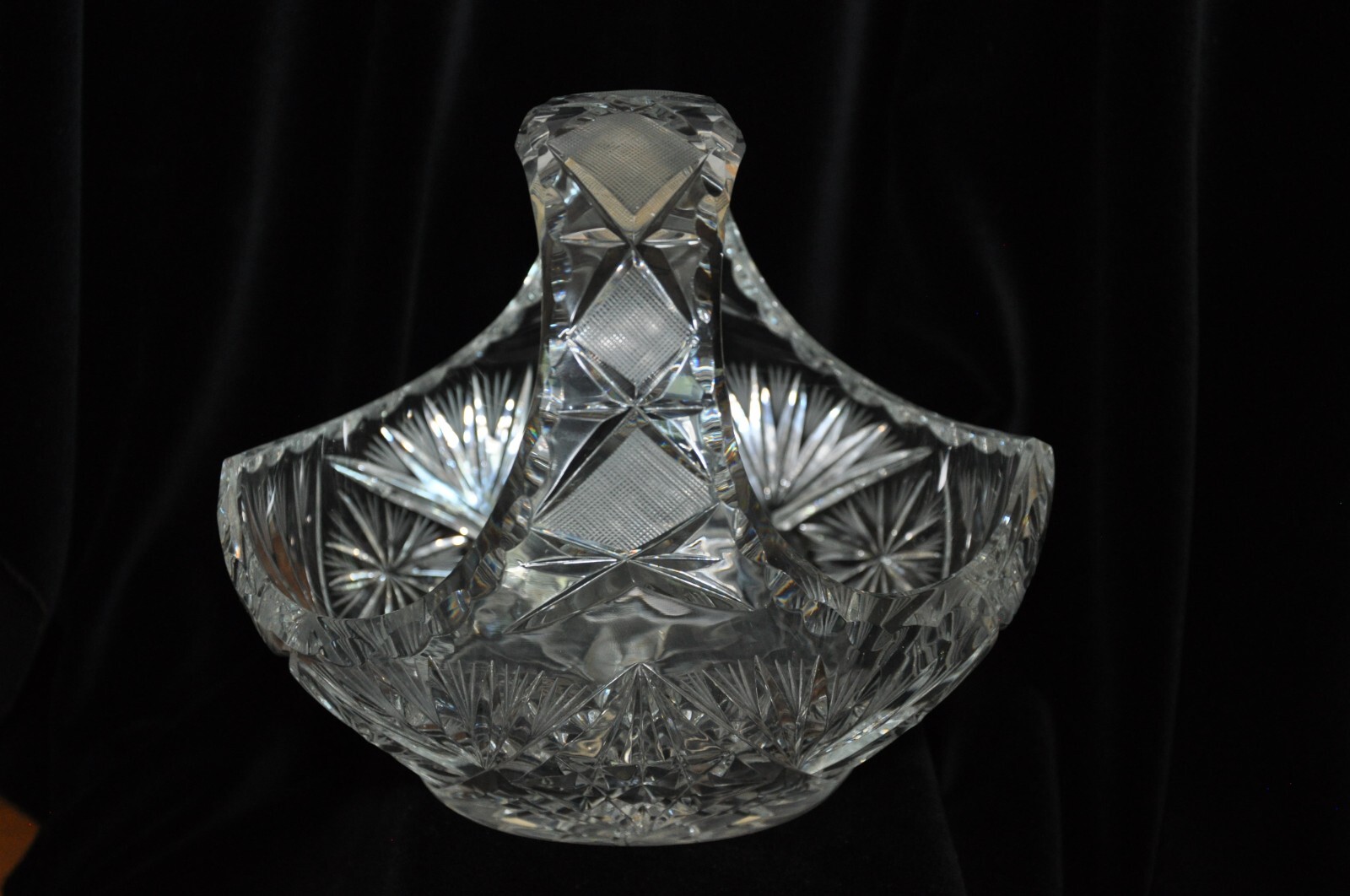 American brilliance Heavy Lead crystal Bowl Cut Clear Glass basket with handle