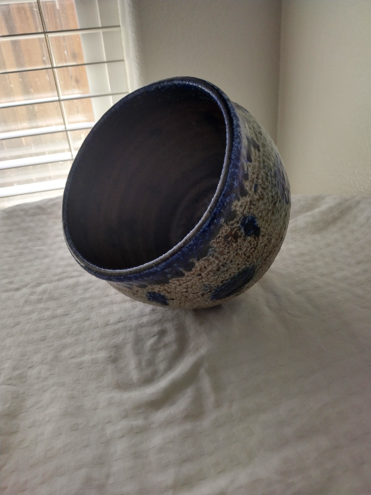Vintage Pottery Ceramic Stoneware Blue/Black/Brown & Ivory Planter Glaze