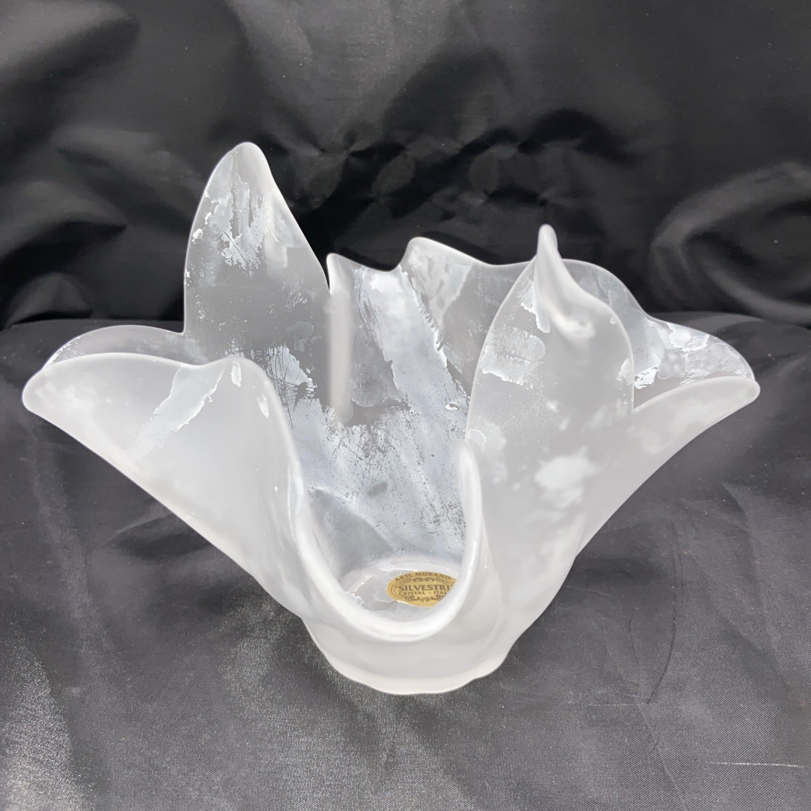 5.25″ tall White Atre Murano Silvestri satin swirl Handkerchief Style Bowl Italy