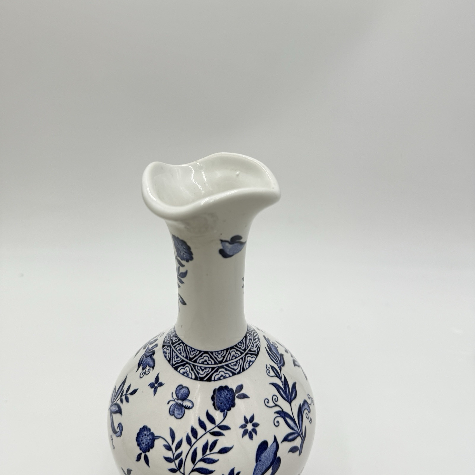 Coalport England Porcelain Blue & White Blue Onion Vase 10” Limited Edition