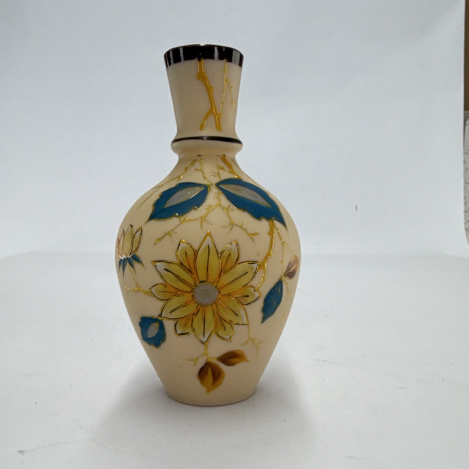 Frank Pallme Kong Hand Painted Design Decorative Flower Petals Glossy 6″
