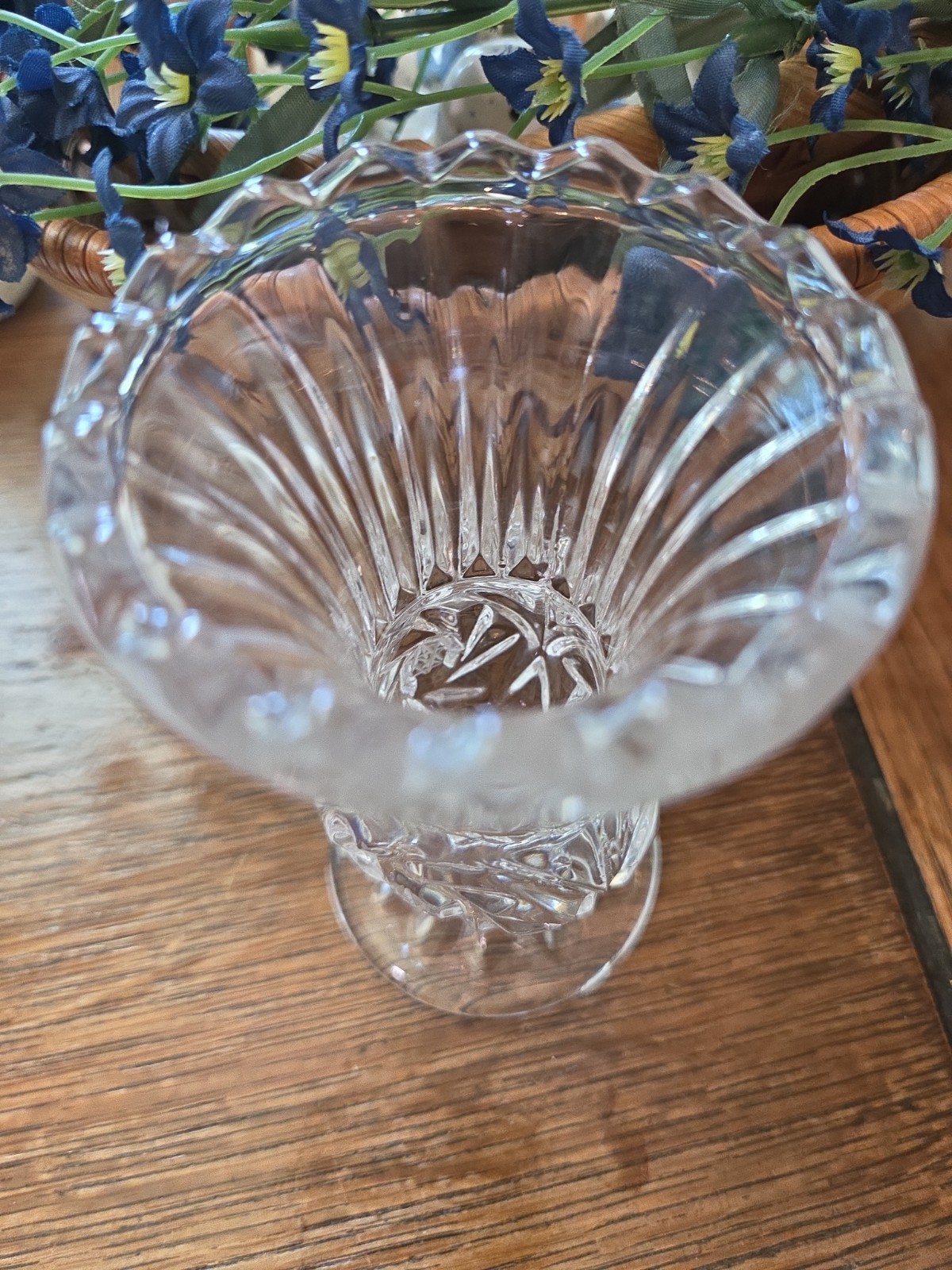 Crystal Footed Vase 6 Point Star Scalloped Rim 4 1/4 Inches Tall Cut Glass