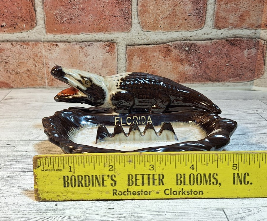 Crocodile Alligator Ashtray Stoneware Ceramic Glossy Brown Trinket Dish- Florida