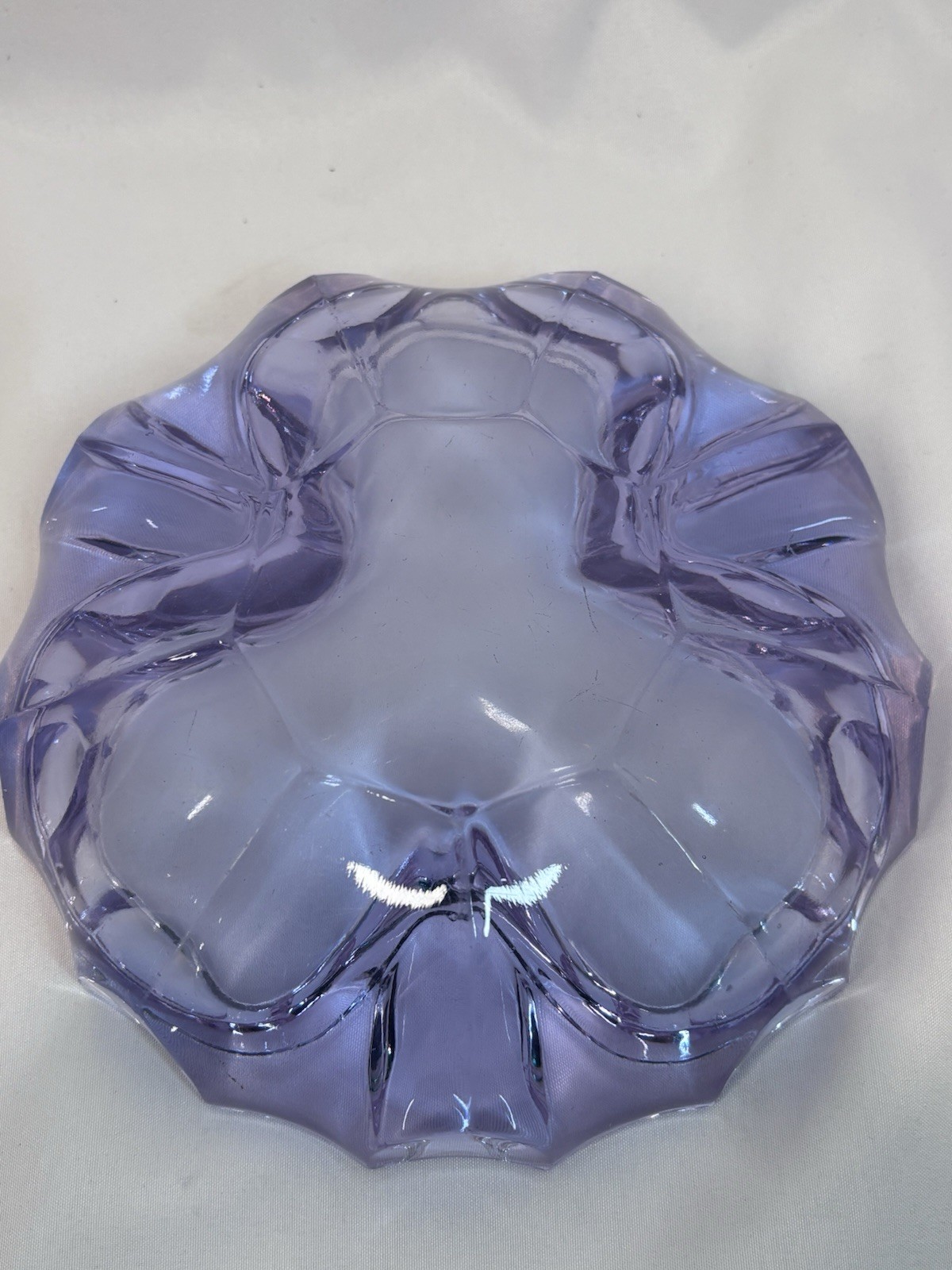Tiffin Neodymium Alexandrite Color Changing Crystal ☘️ Clover Leaf Ashtray