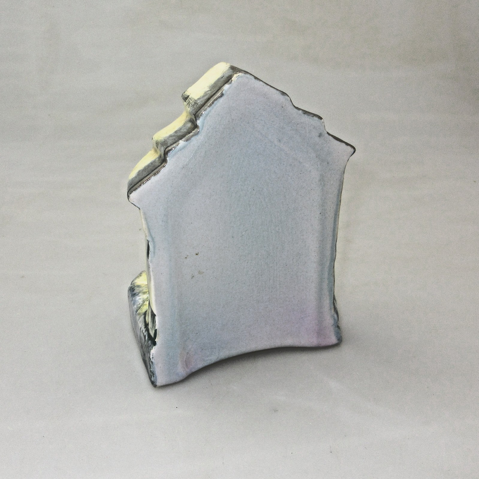NEWTONE HANDPAINTED DOG BOOKEND ATTRIB. TO DAISY MERTON AUSTRALIAN POTTERY