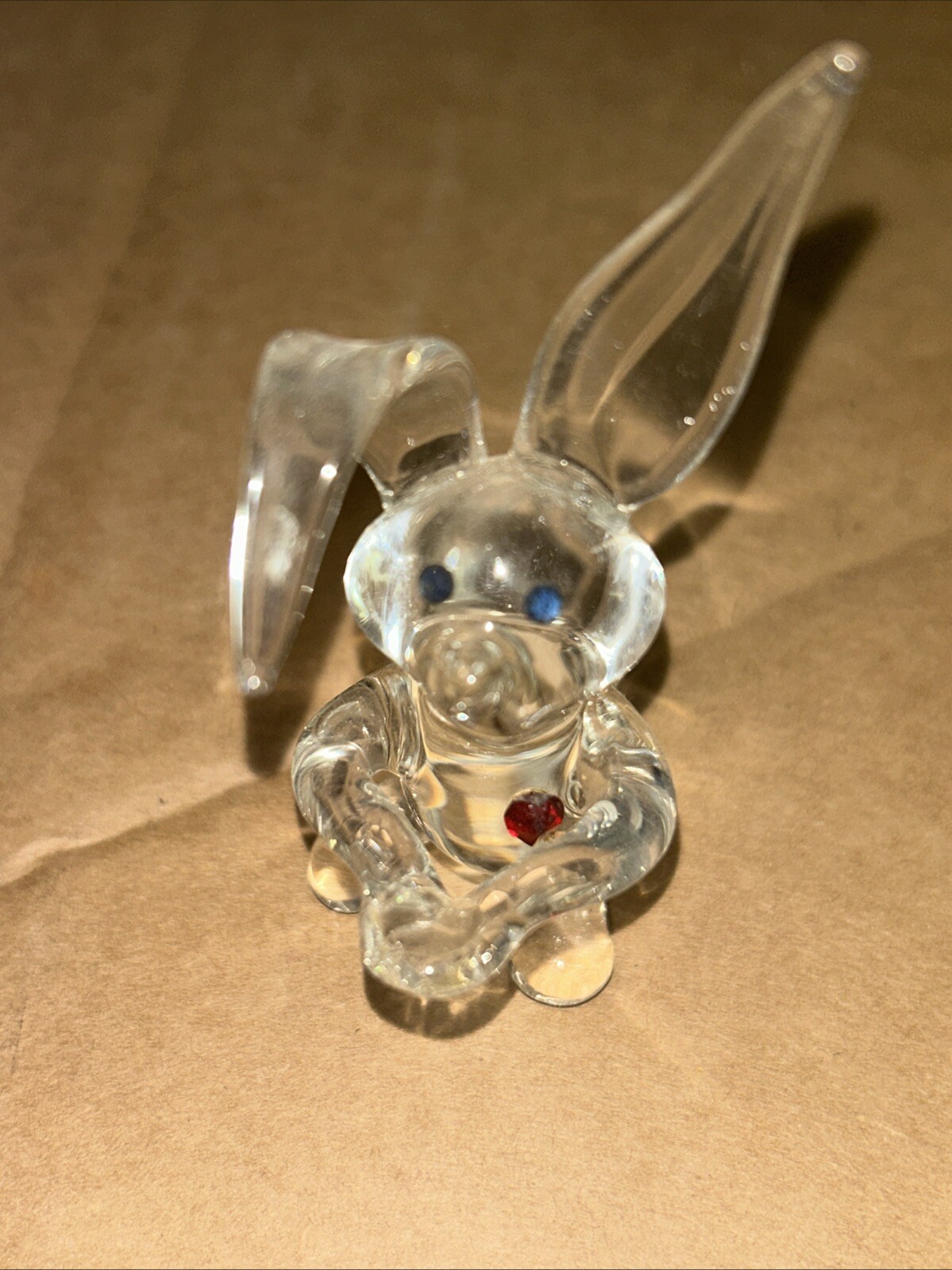 Vintage Unbranded 3-1/2” Clear Glass Bunny With Rhinestone Eyes & Heart