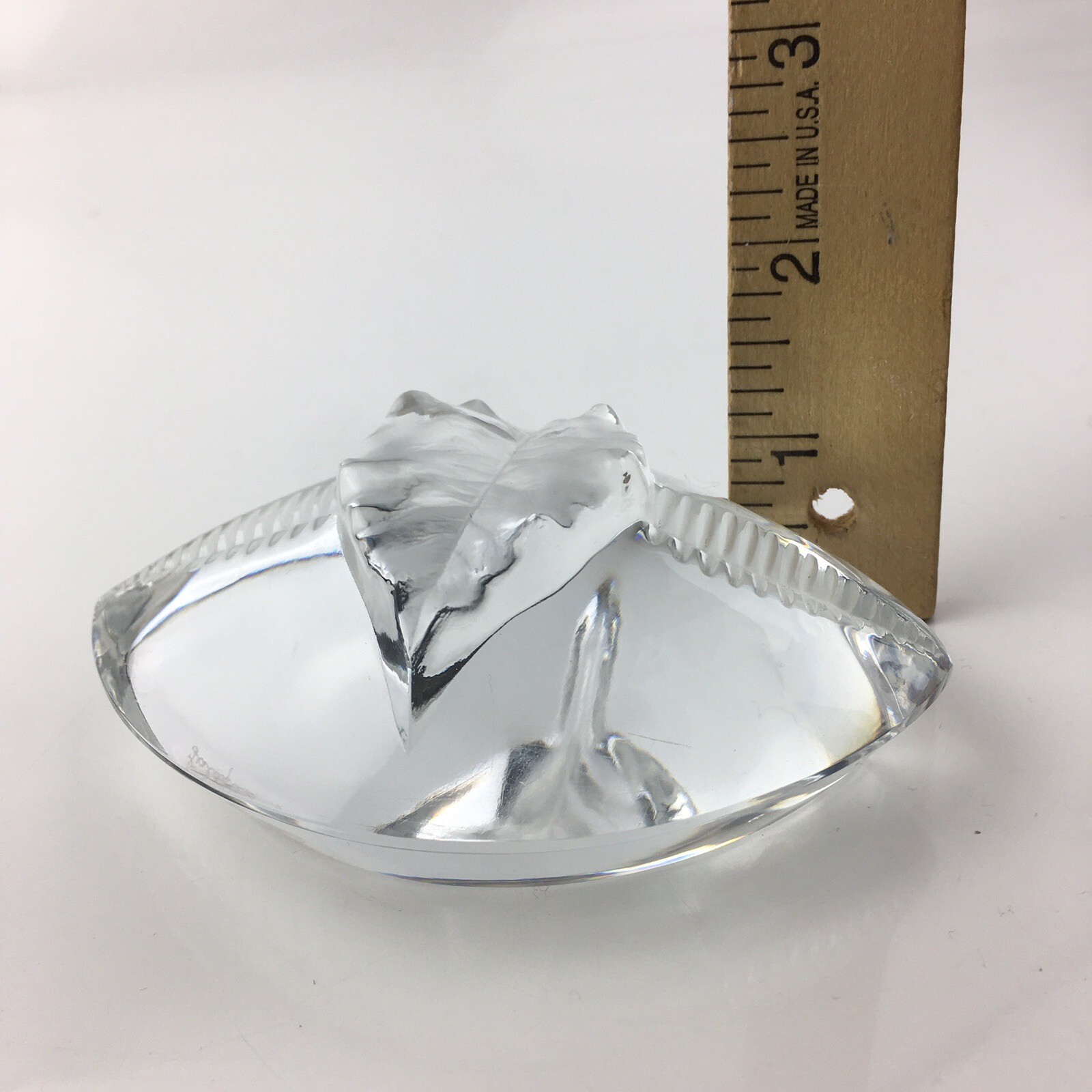 LALIQUE France VINCENNES Leaf Oval Clear CRYSTAL Paperweight Vintage Has FLAW