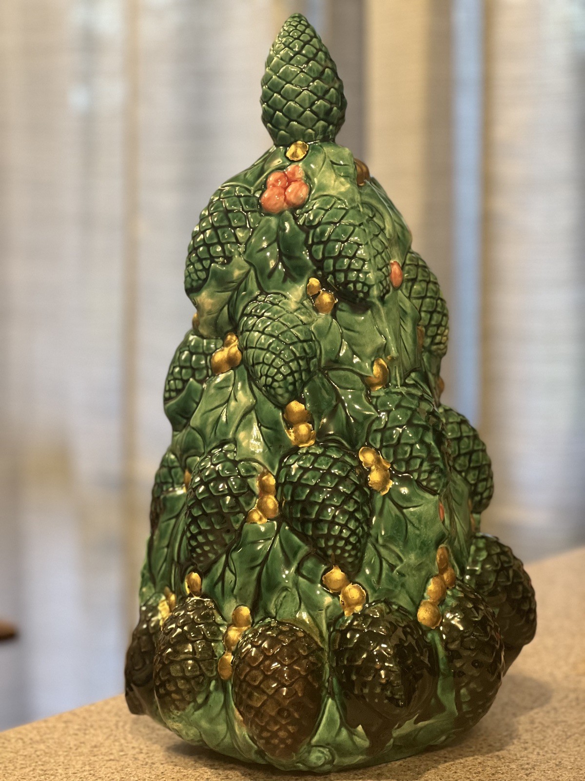 Vintage Jamar Mallory Studio Ceramic Pinecone Christmas Tree 1965