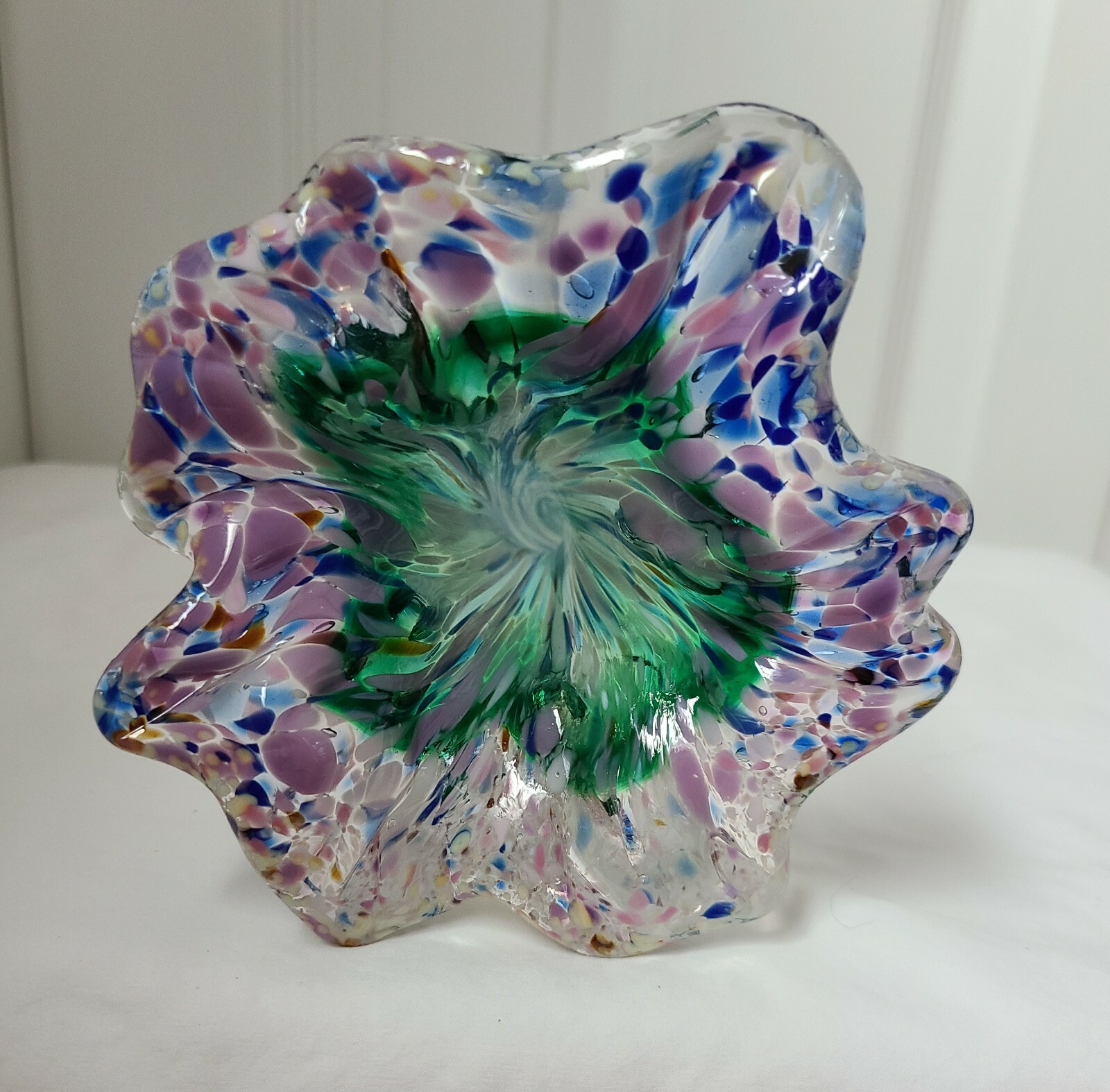 Art Glass Multicolored Flower Curvey Stem 5″ x 12″