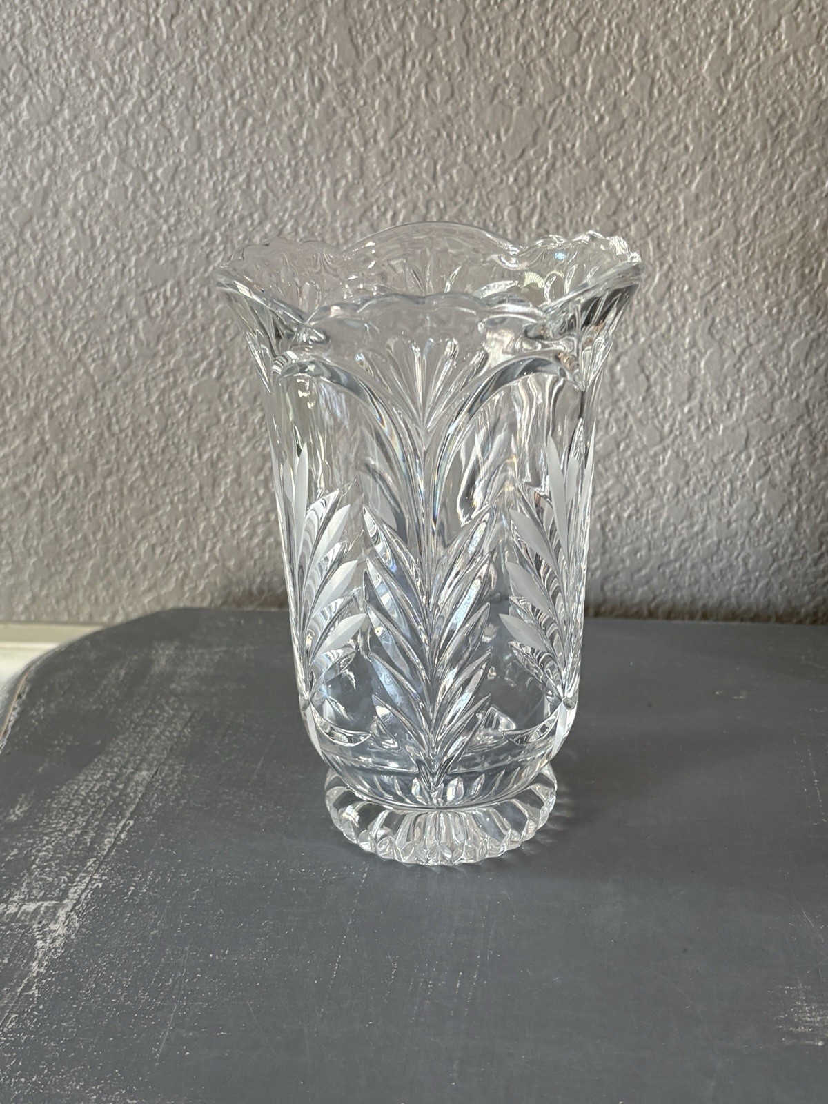 Crystal Clear Industries Madrid Crystal Celery Vase 8.5” Poland Scalloped Rim