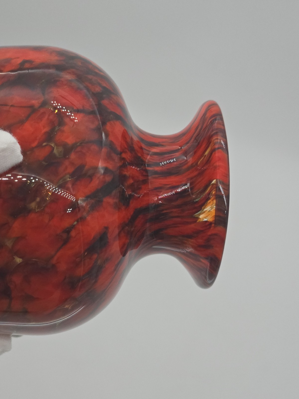 Vintage MURANO STYLE Cauldron Inferno Squat Vase (5½”w x 3¾”t) Studio Art Glass