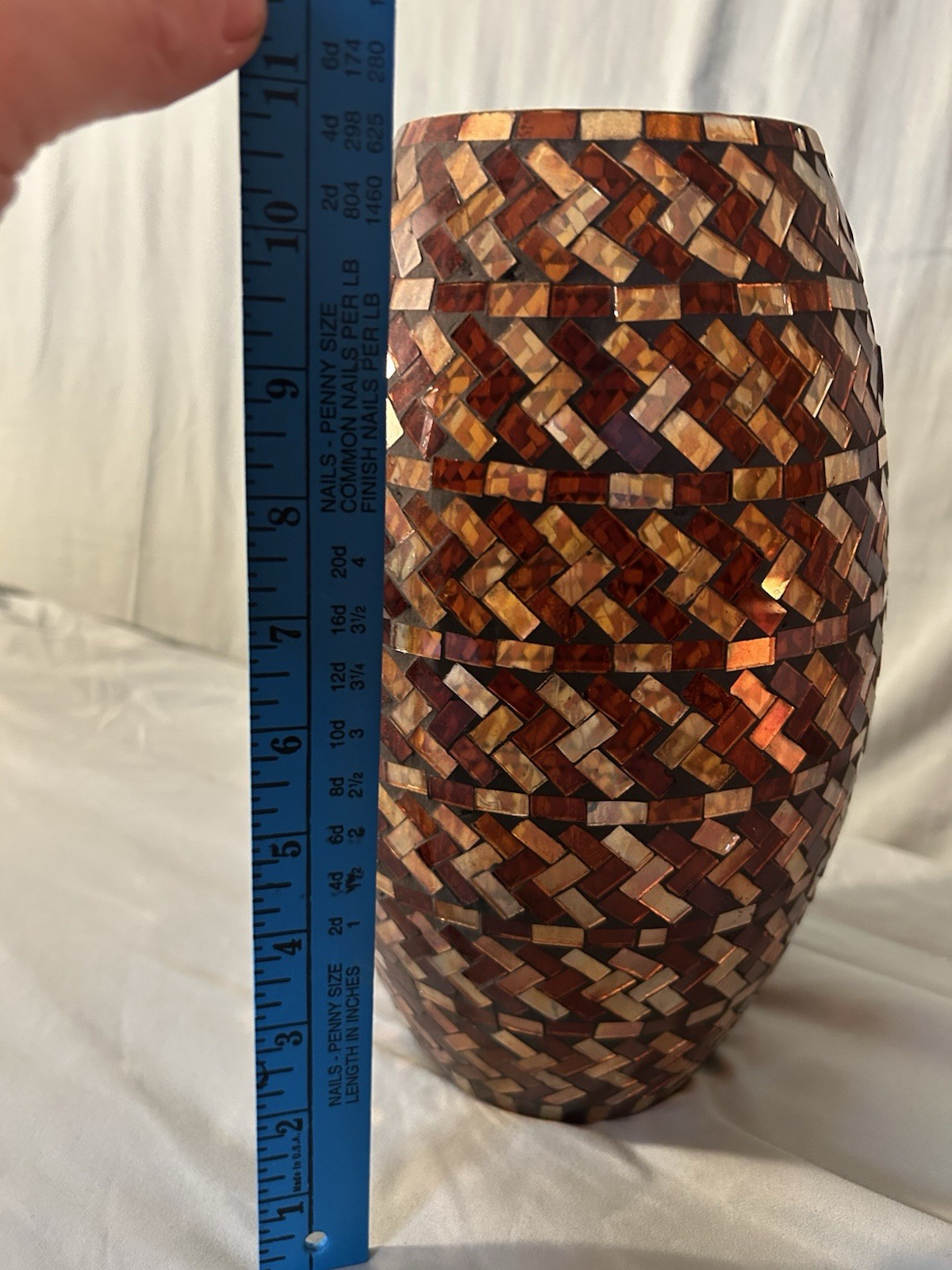 mosaic glass vase red, tan, and gold 10 3/4″