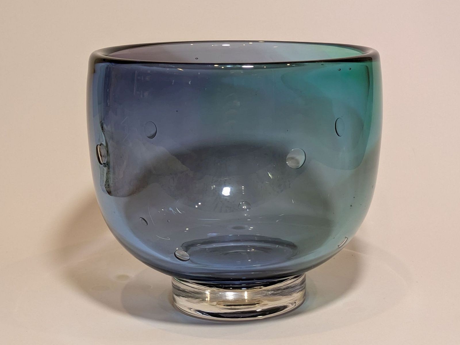 Signed Ole & Marie Hoglund Purple & Green Glass Bowl — NZ Studio Glass Artists