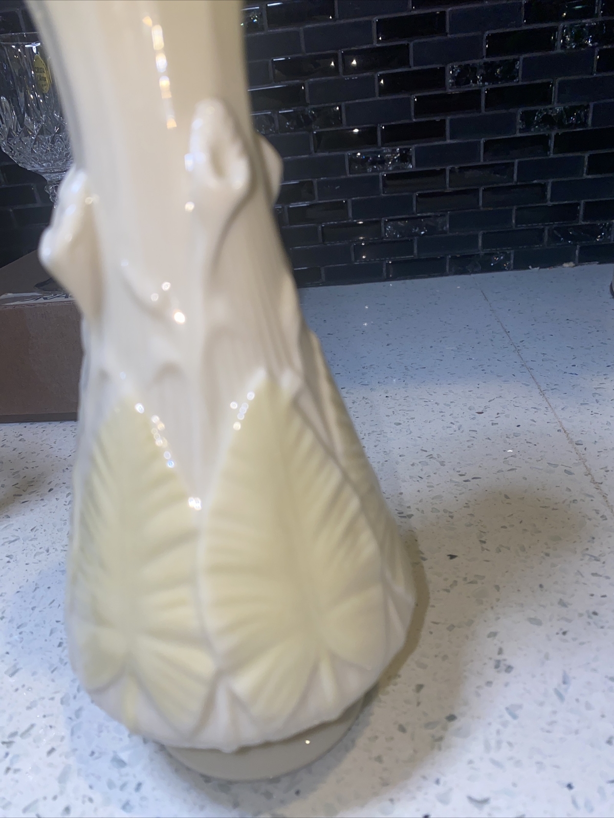 Vintage Belleek Porcelain Calla Lily and Leaves Nile Vase 7.25 Inches 6th Mark