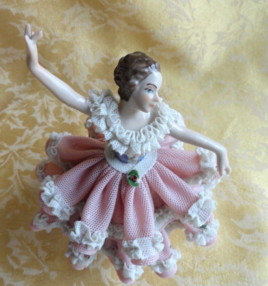 Dresden Art Lace Figurine Porzellanfabrik Wilhelm Rittirsch Germany 1950-1974