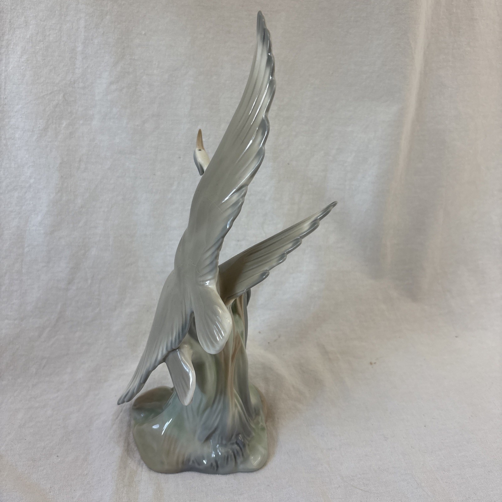 LLADRO NAO SPAIN RARE FIGURINE 2 STORKS / CRANES / HERONS IN FLIGHT