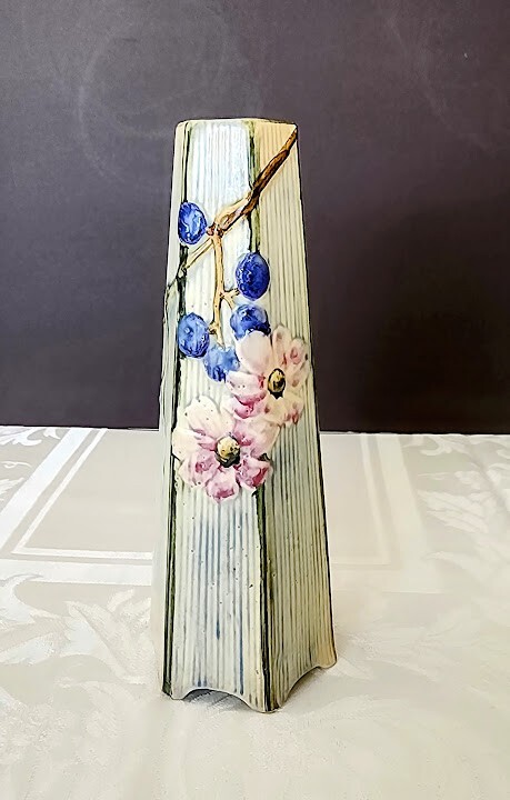 WELLER “KLYRO Series” 6 Panel Flowers, Leaves, Vines, 1920’s Art Pottery Beauty!