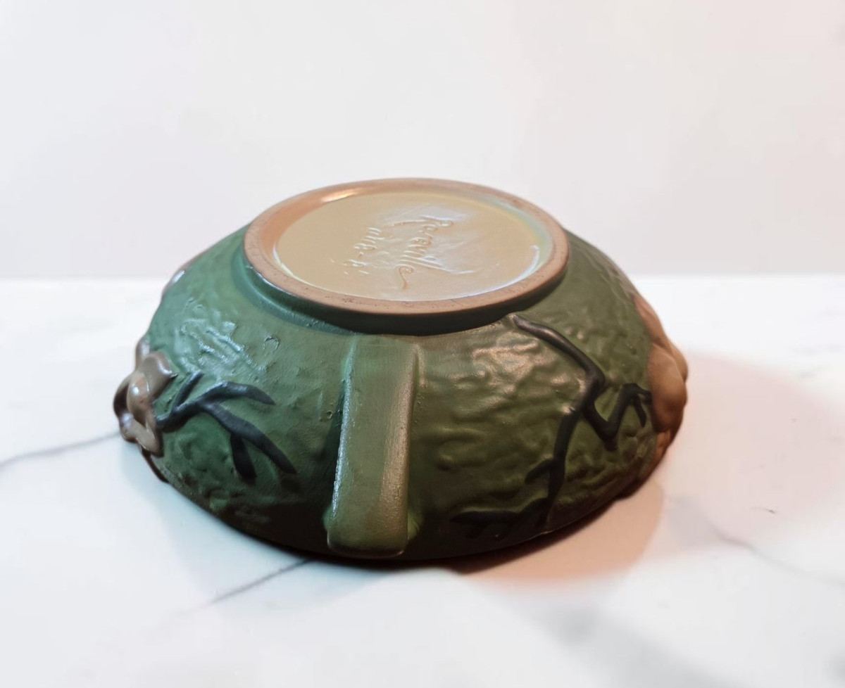 Roseville Pottery Magnolia 448-8 Jardiniere Planter 1943 Brown Green Vintage